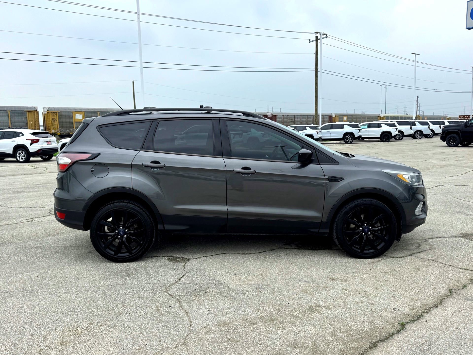 Used 2018 Ford Escape SE w/ SE Sport Appearance Package AWD/4WD image 5