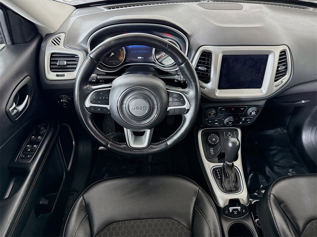 Used 2020 Jeep Compass Latitude w/ Popular Equipment Group image 3