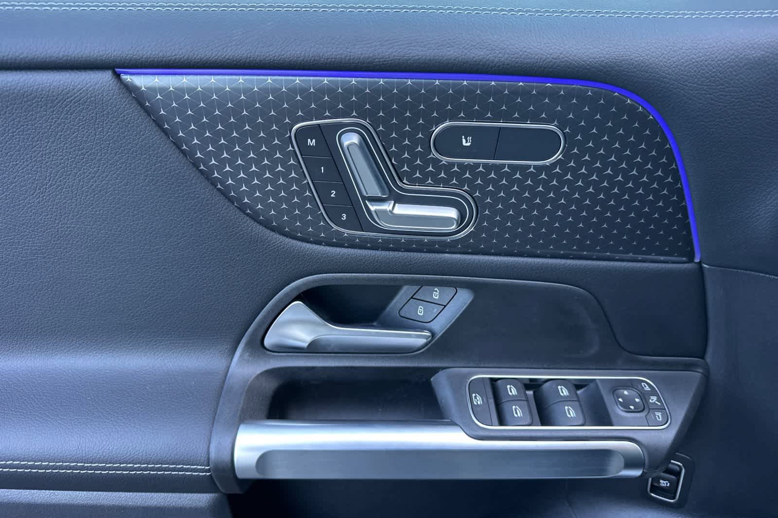 New 2026 Mercedes-Benz GLB 250 image 10