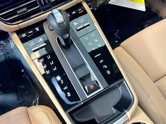New 2026 Porsche Macan S AWD/4WD image 18