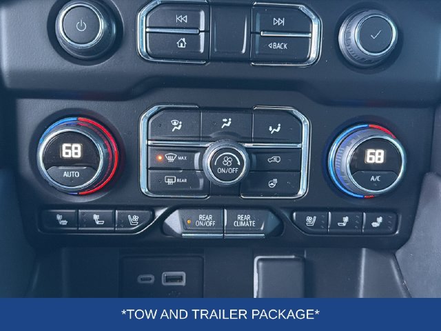 Used 2023 Chevrolet Tahoe Premier w/ Advanced Technology Package AWD/4WD image 14