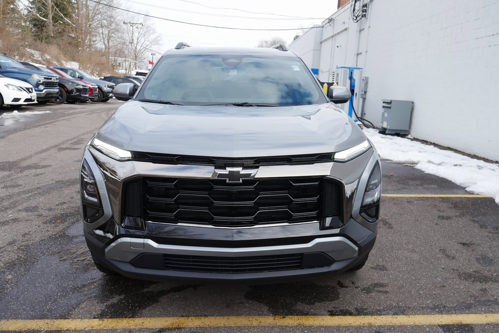 New 2026 Chevrolet Equinox ACTIV image 3
