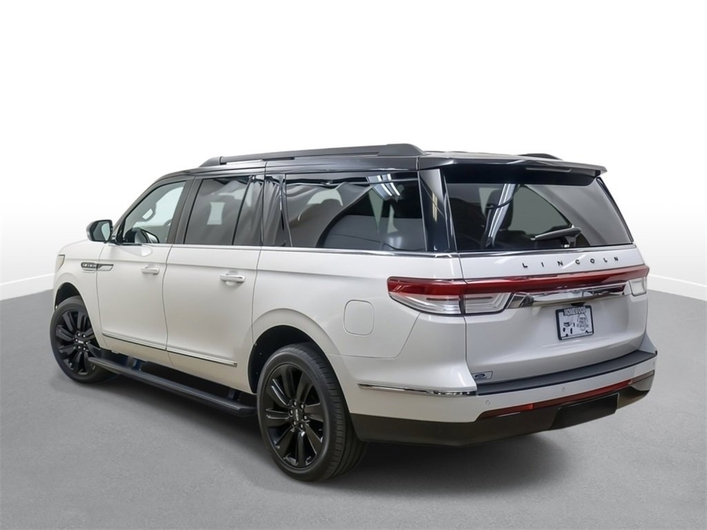 Used 2022 Lincoln Navigator L Black Label image 8