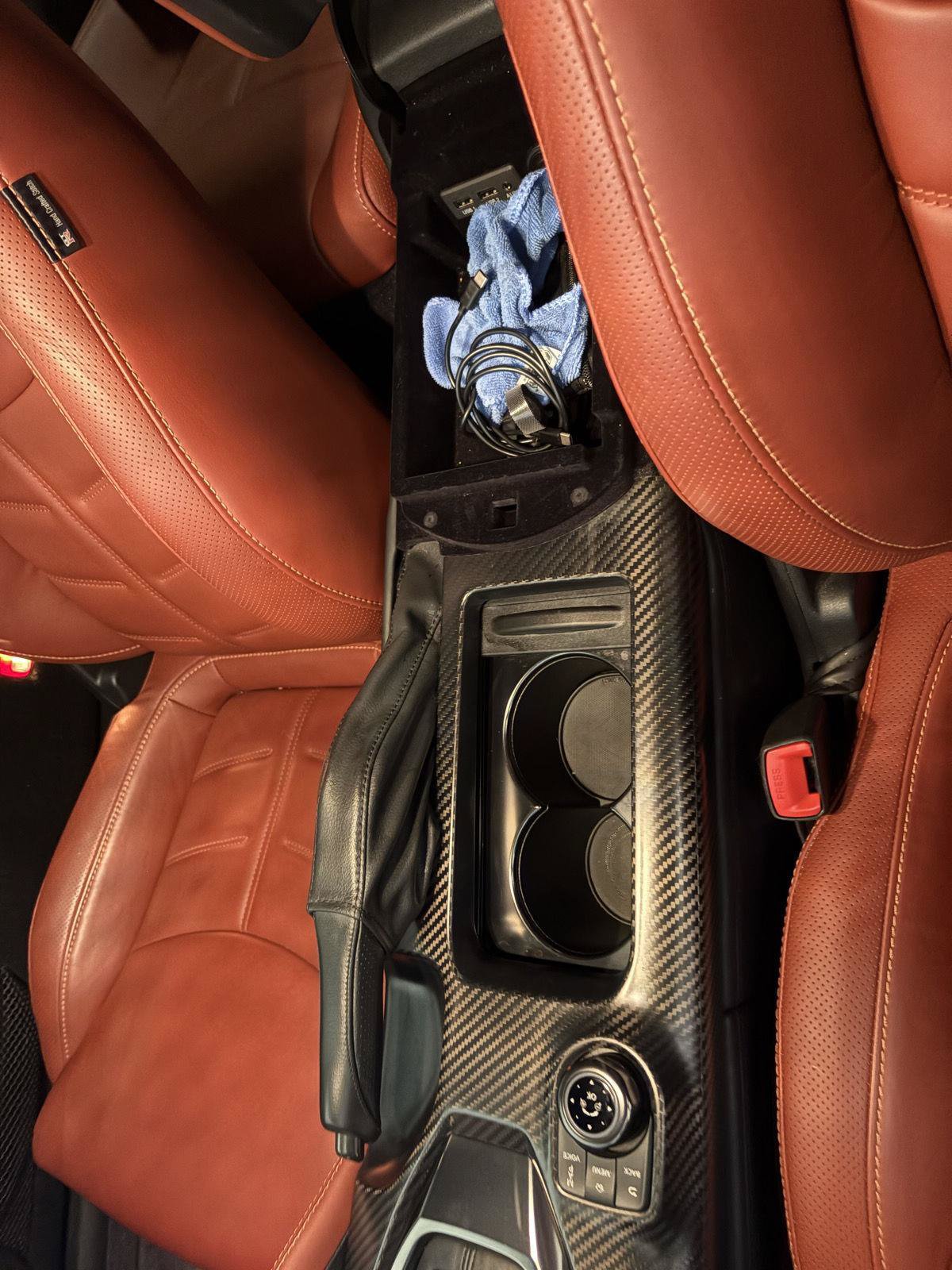 Used 2024 Nissan GT-R Premium w/ Premium Interior Package AWD/4WD image 27