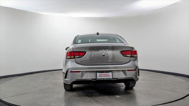 Used 2023 Kia Rio S image 3