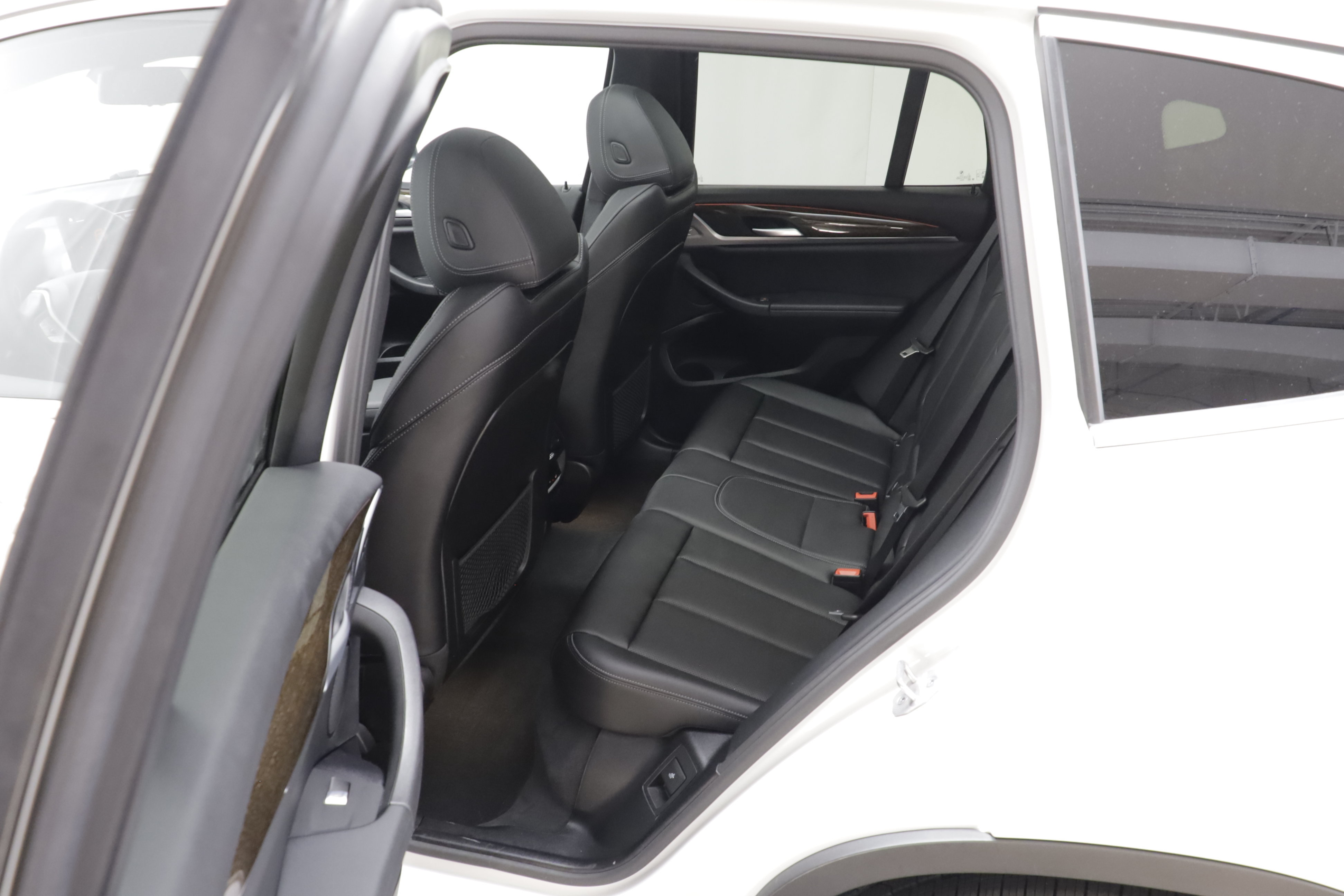 Used 2024 BMW X3 xDrive30i w/ Premium Package AWD/4WD image 19