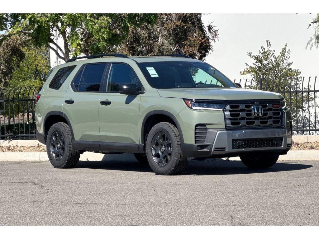 New 2026 Honda Pilot TrailSport image 2