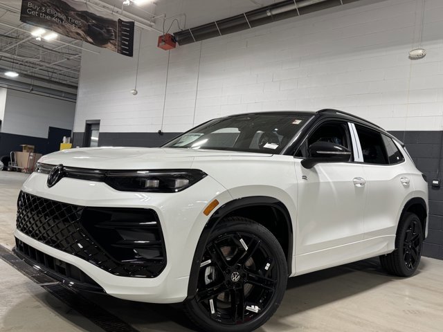 New 2026 Volkswagen Tiguan SE R-Line image 35