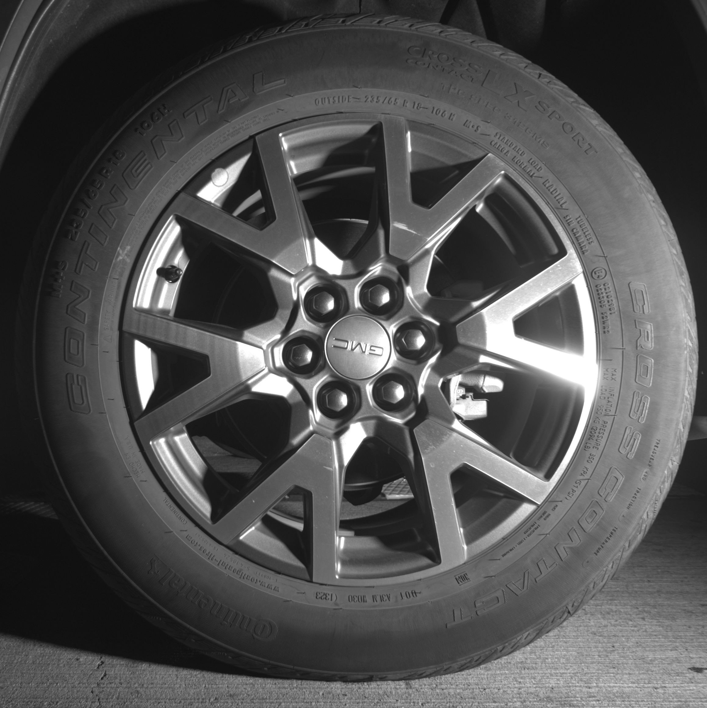 Used 2023 GMC Acadia SLT FWD image 14