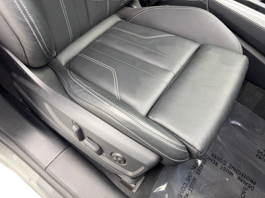 Used 2025 Audi Q5 2.0T Premium image 47