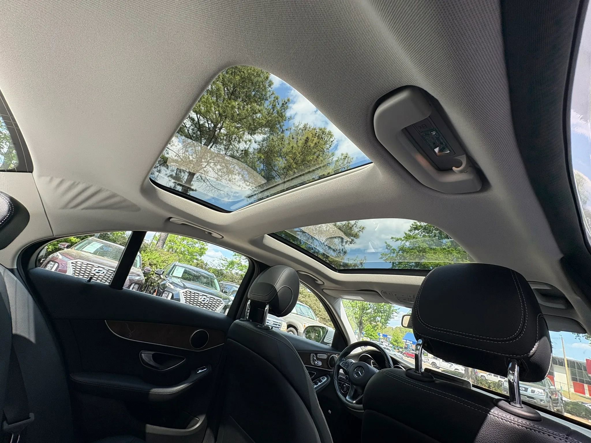 Used 2017 Mercedes-Benz C 300 4MATIC Sedan image 13