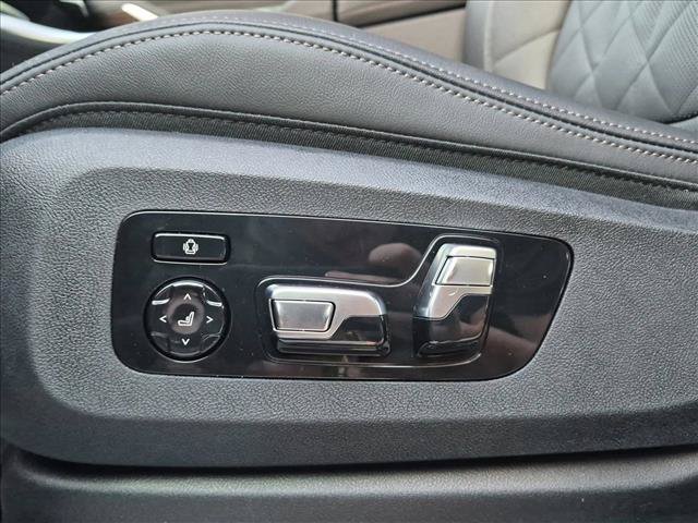 New 2026 BMW X5 xDrive50e w/ Climate Comfort Package AWD/4WD image 4