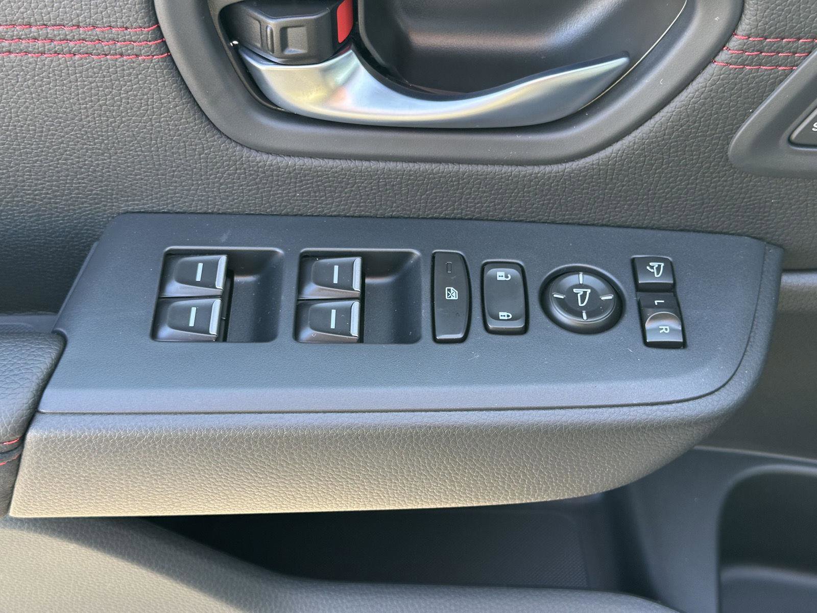 New 2026 Honda Pilot Black Edition image 15