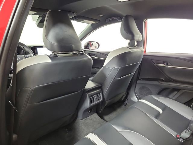 Used 2026 Toyota Camry SE FWD image 11
