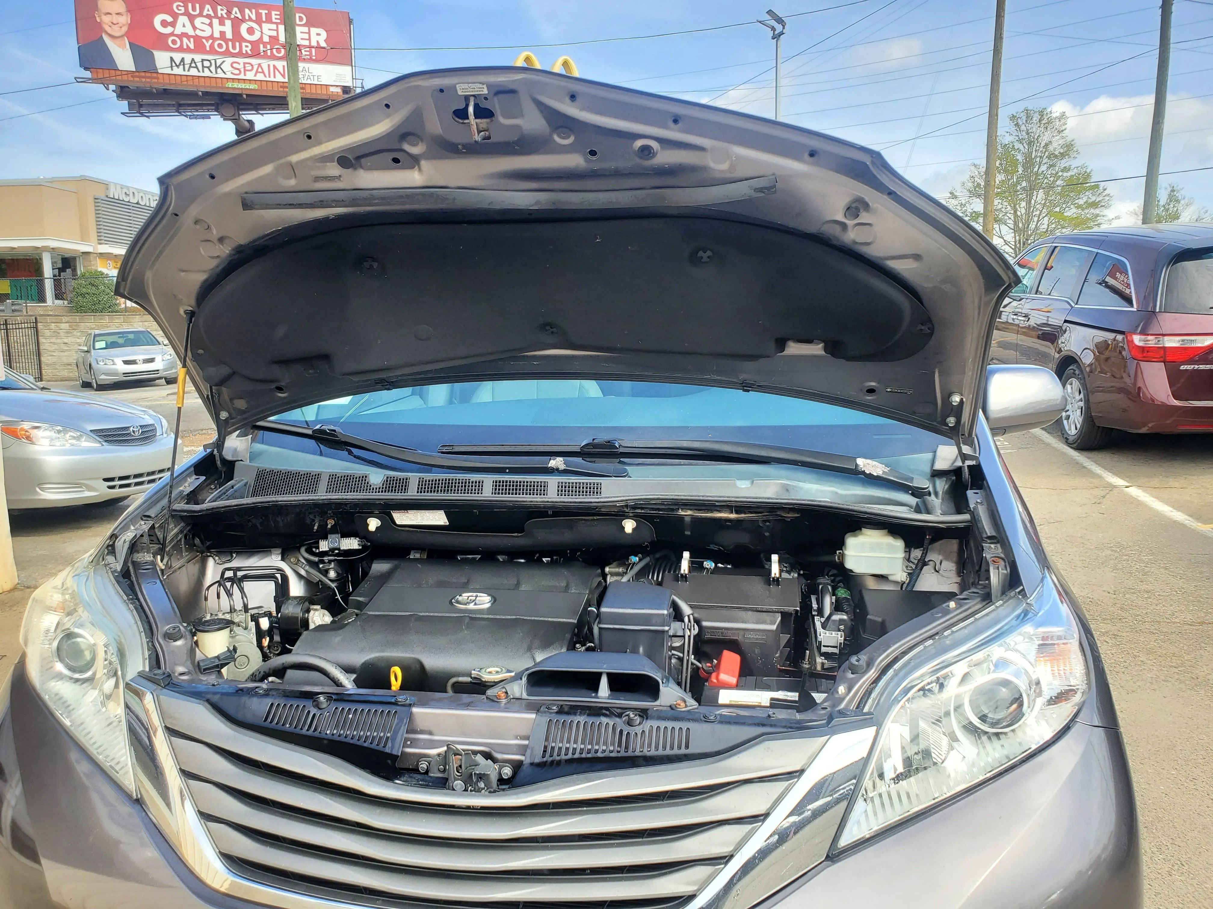 Used 2012 Toyota Sienna XLE w/ XLE Navigation Pkg FWD image 49