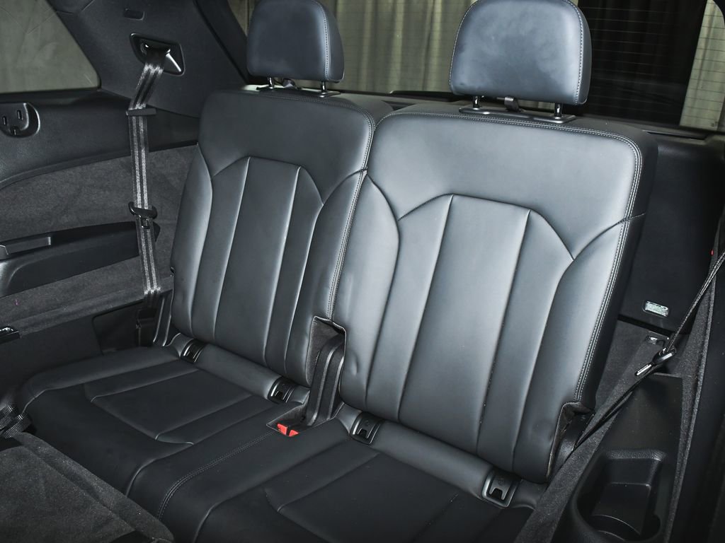 Used 2021 Audi SQ7 Premium Plus w/ Executive Package image 64