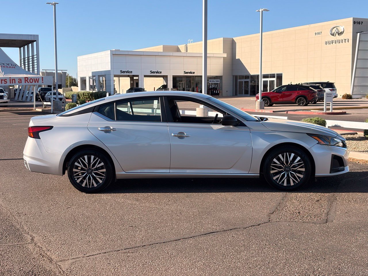 Certified 2025 Nissan Altima 2.5 SV FWD image 9