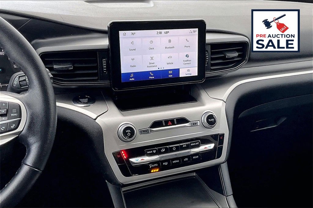 Used 2022 Ford Explorer XLT image 6