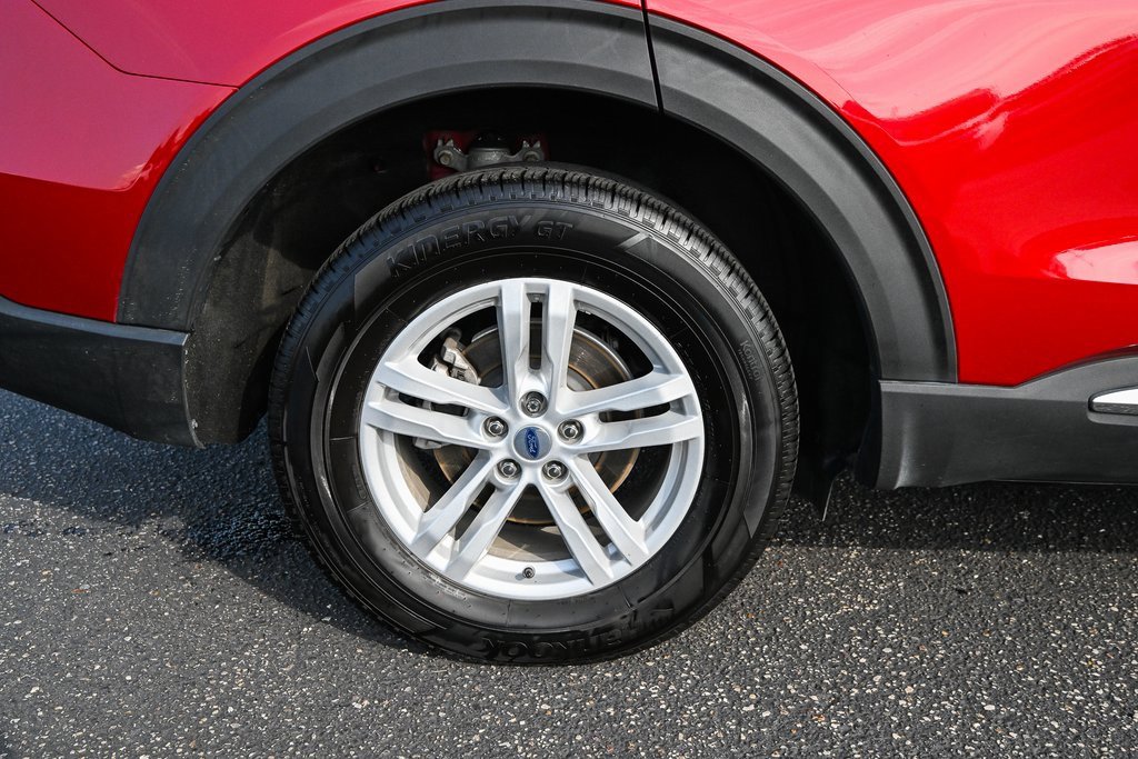 Certified 2023 Ford Explorer XLT w/ Equipment Group 202A image 14