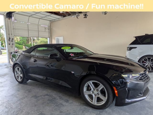 Used 2019 Chevrolet Camaro LT RWD image 2