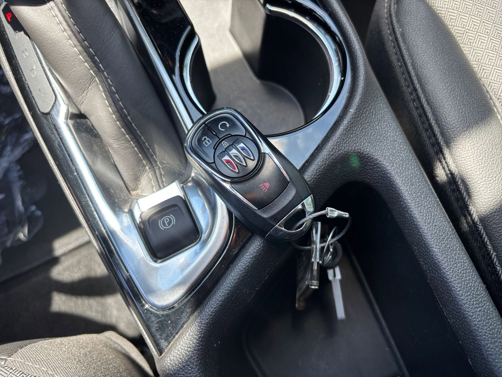 Used 2025 Buick Encore GX Preferred FWD image 23