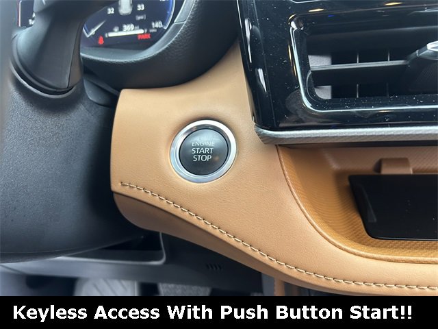 Used 2024 Toyota Highlander Platinum image 6