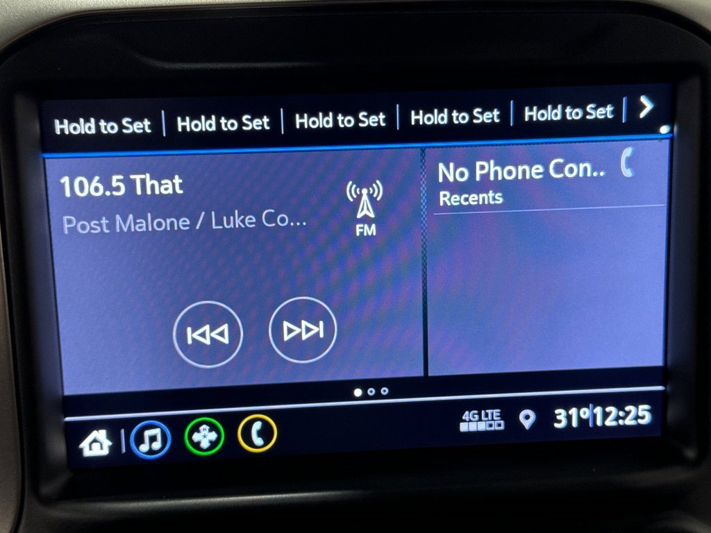 Used 2021 Chevrolet Silverado 1500 RST w/ Bed Protection Package image 3