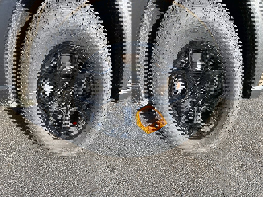 New 2026 Ford Explorer Tremor w/ Tremor Convenience Package image 18