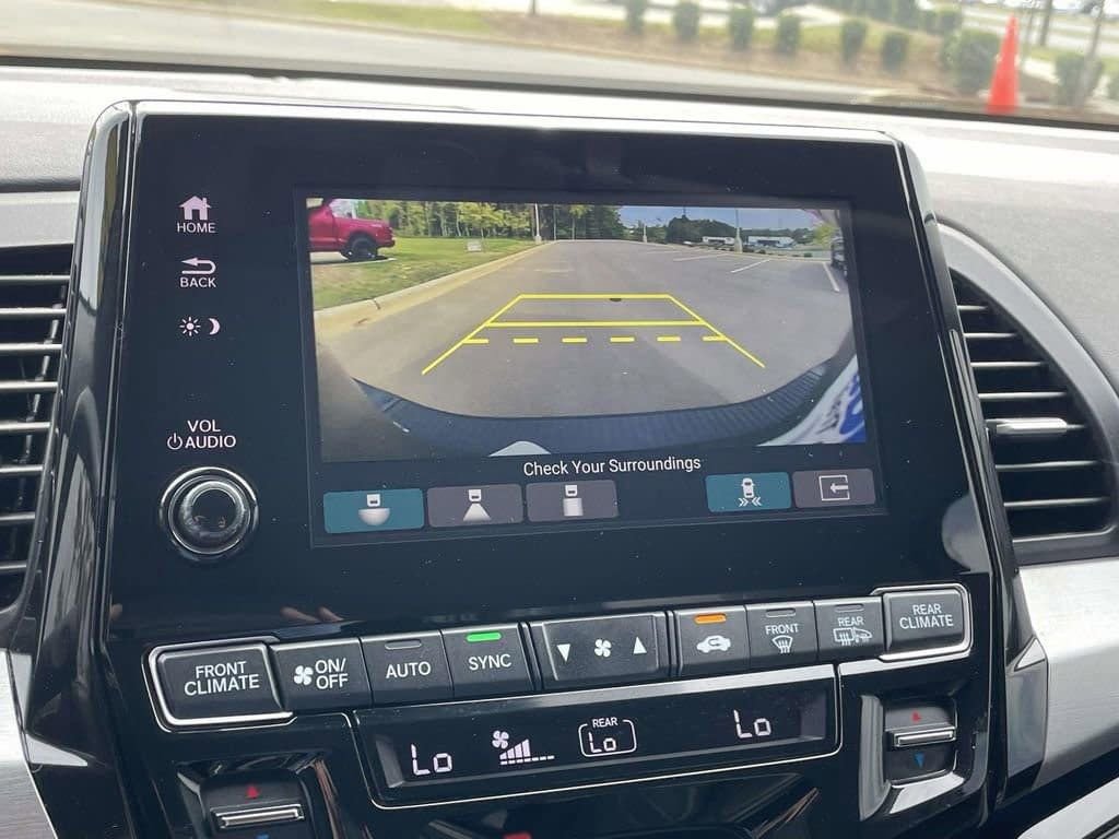 Used 2024 Honda Odyssey Touring image 34