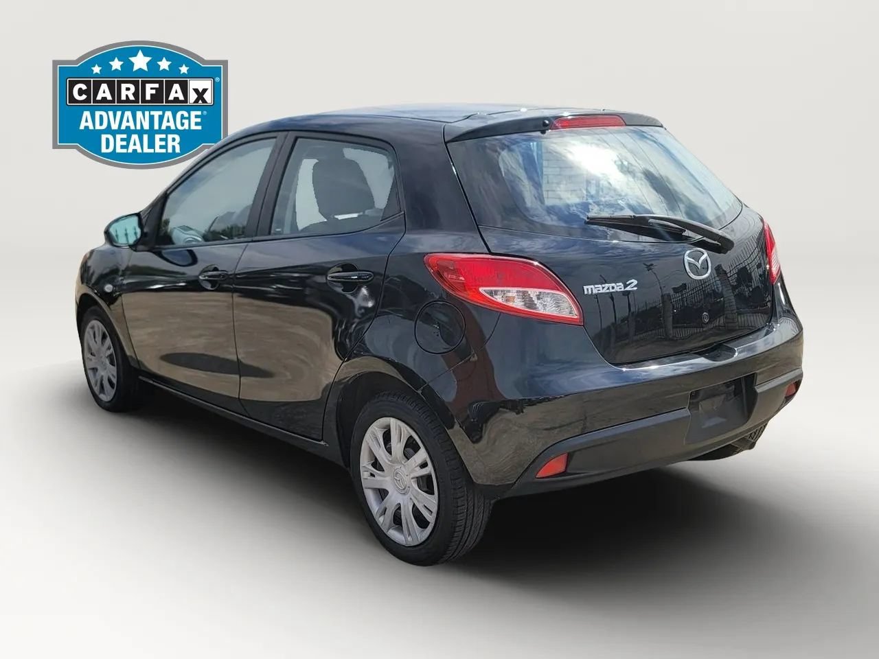 Used 2014 MAZDA MAZDA2 Sport FWD image 7