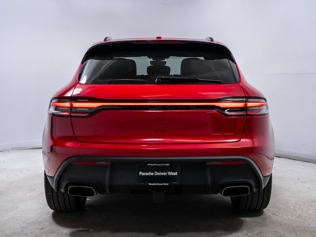 Certified 2025 Porsche Macan image 6