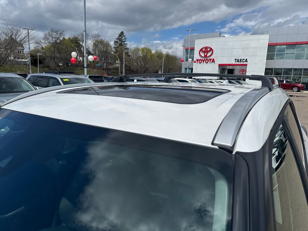 Used 2026 Toyota Highlander XLE image 45