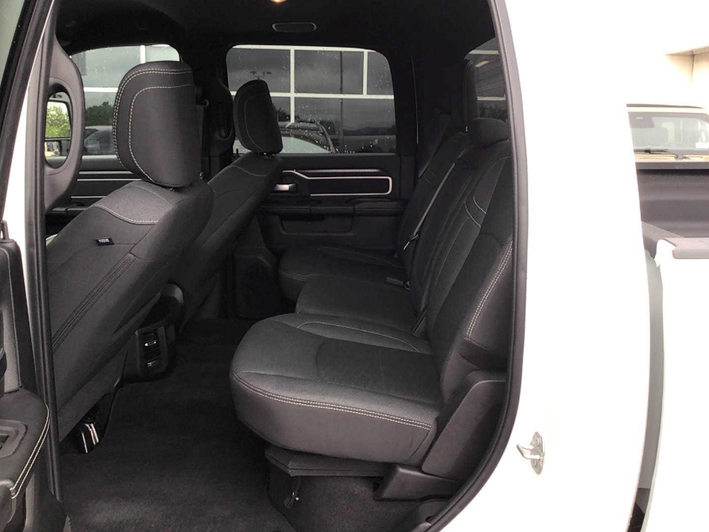 Certified 2025 RAM 2500 Big Horn AWD/4WD image 8