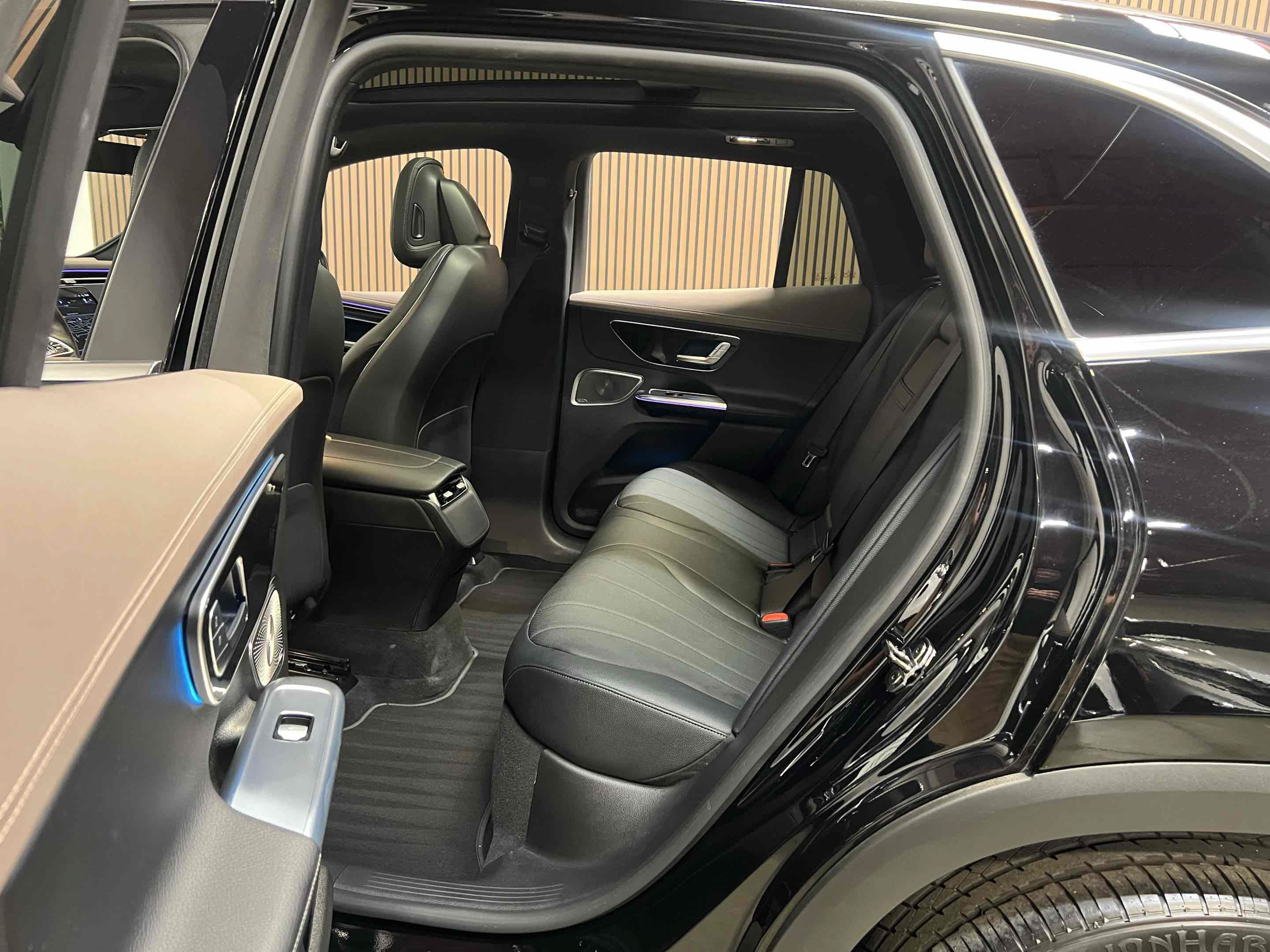 Used 2023 Mercedes-Benz EQE 350+ SUV image 39