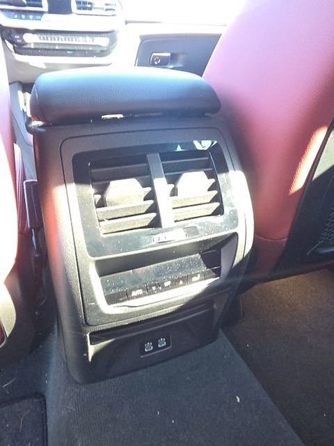 Used 2024 BMW X3 xDrive30i w/ Premium Package image 10