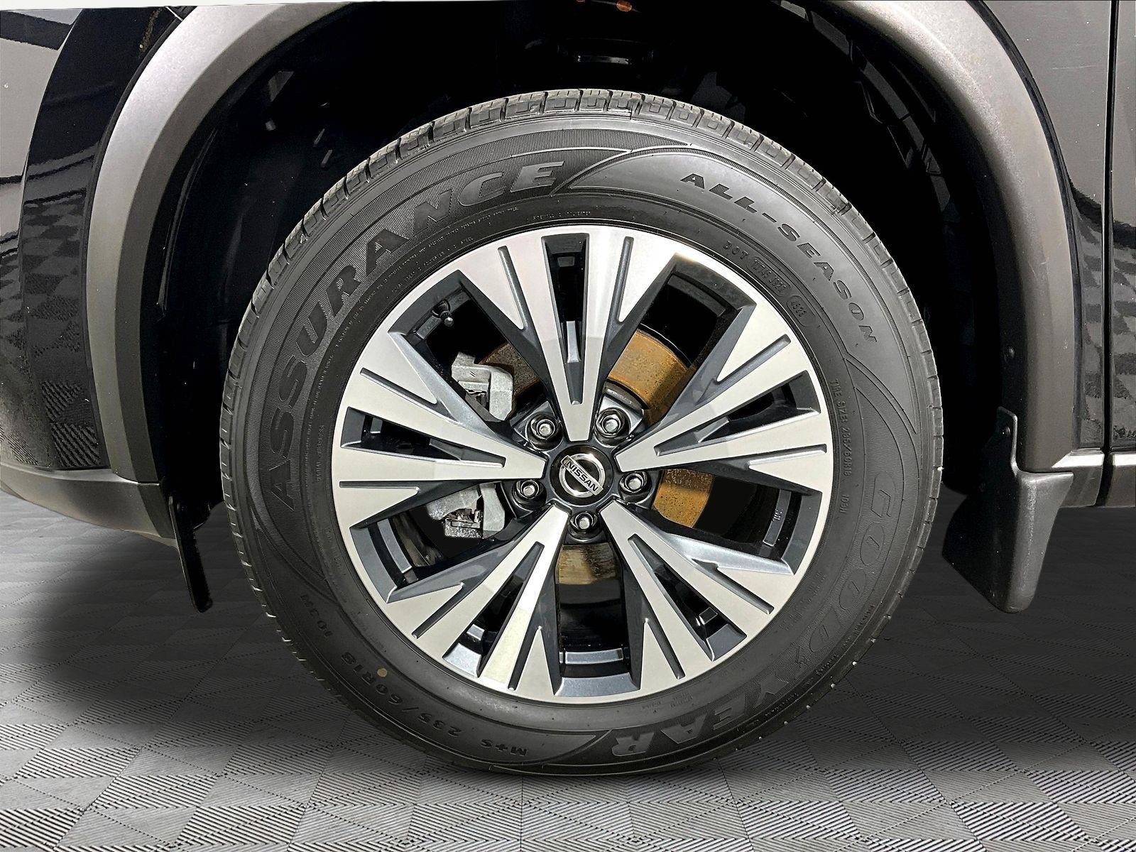 Certified 2021 Nissan Rogue SV w/ Premium Package AWD/4WD image 34