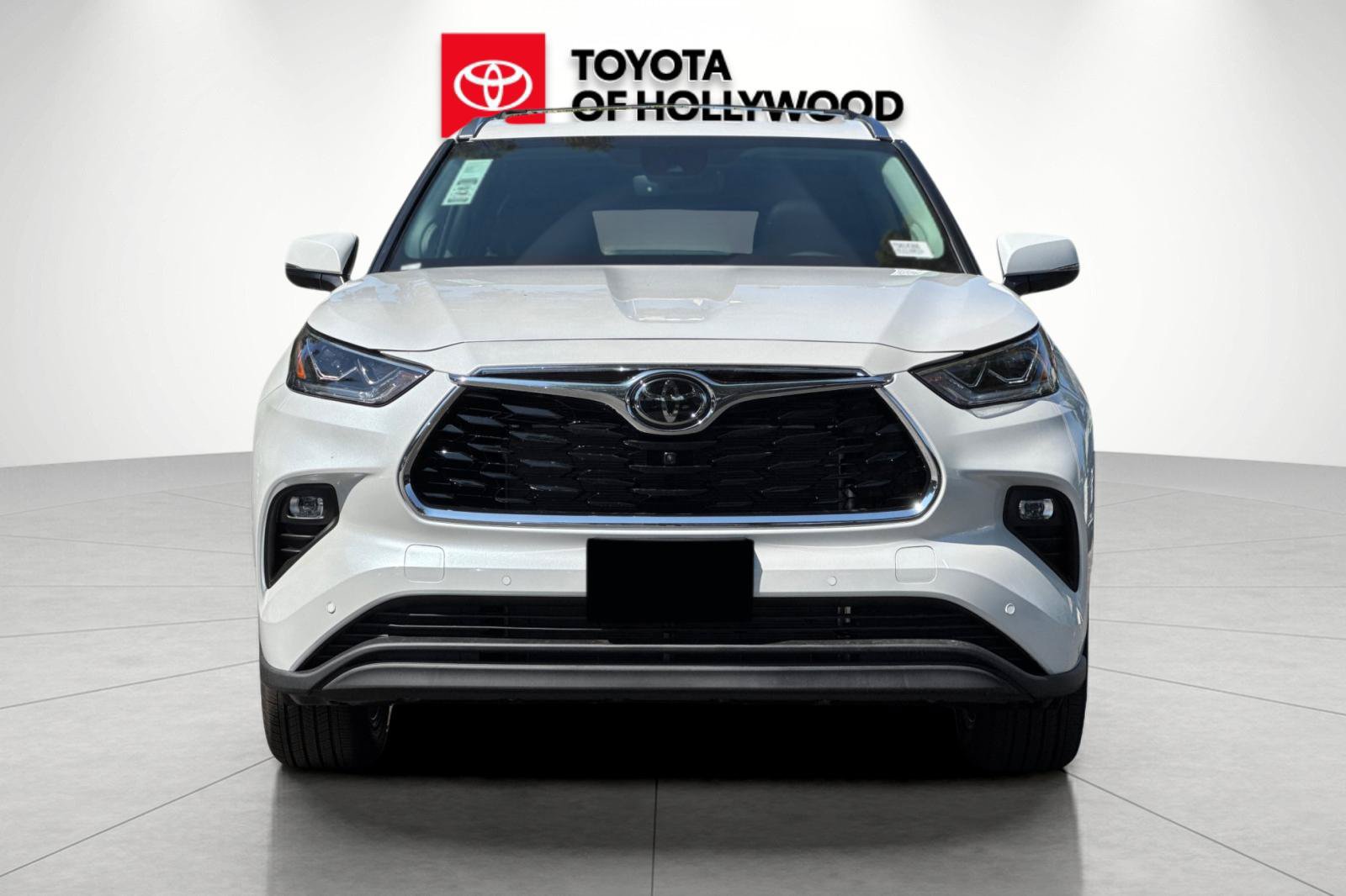 New 2026 Toyota Highlander Limited AWD/4WD image 8