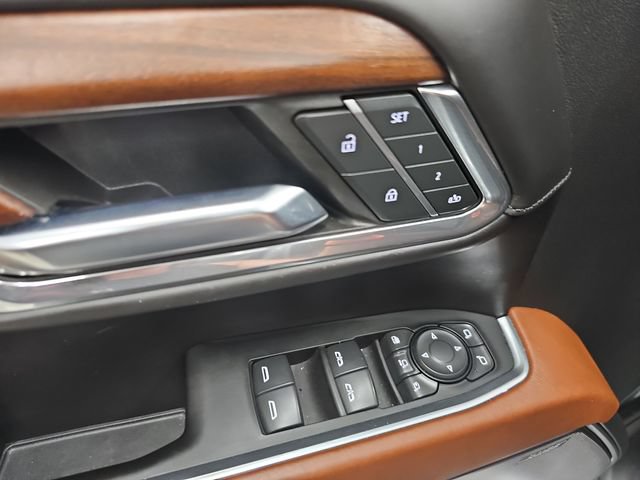 Used 2024 GMC Sierra 2500 Denali Ultimate AWD/4WD image 11