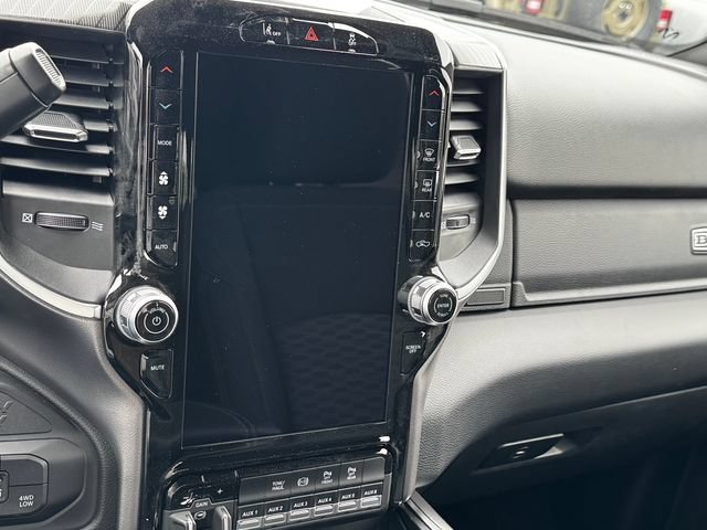 New 2026 RAM 2500 Big Horn AWD/4WD image 24