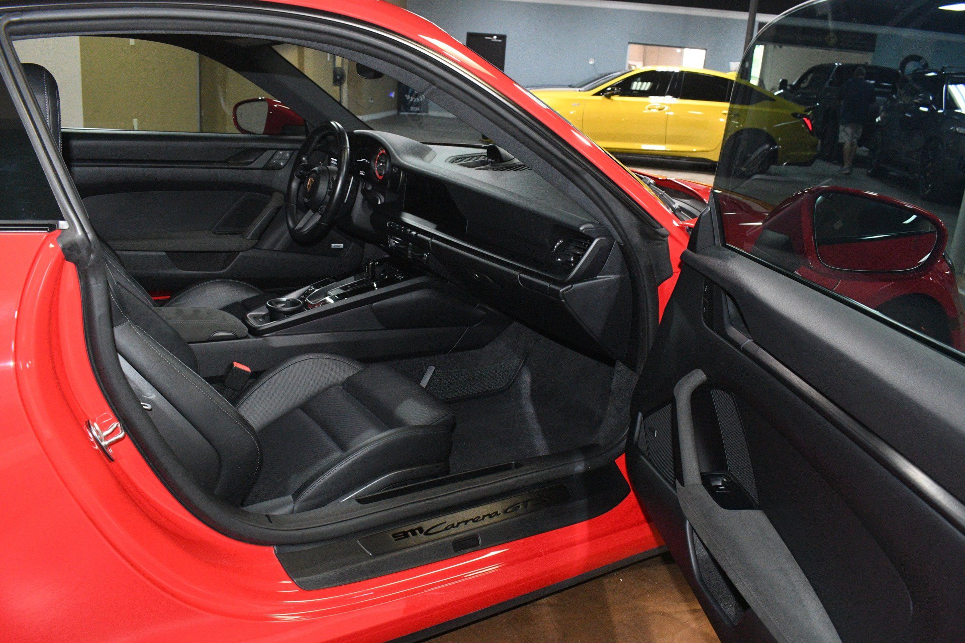 Used 2022 Porsche 911 Carrera GTS RWD image 48