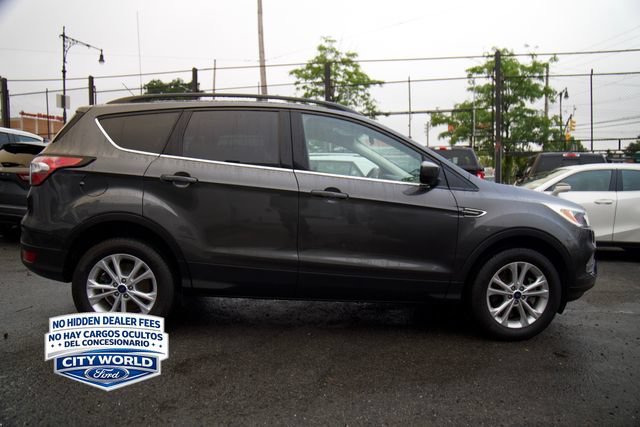 Used 2018 Ford Escape SE AWD/4WD image 3