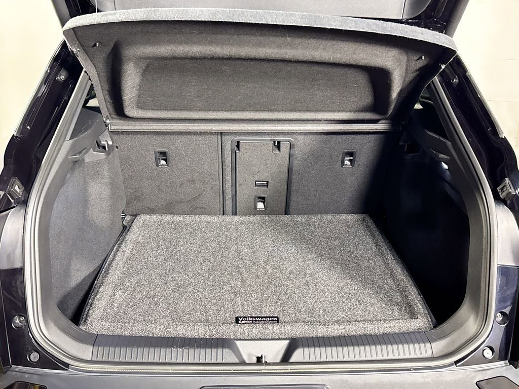 Certified 2023 Volkswagen ID.4 Pro S Plus AWD/4WD image 21