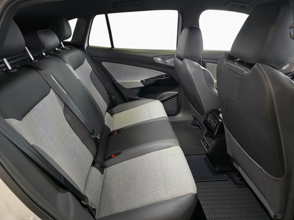 New 2026 Volkswagen ID.4 Pro AWD/4WD image 27