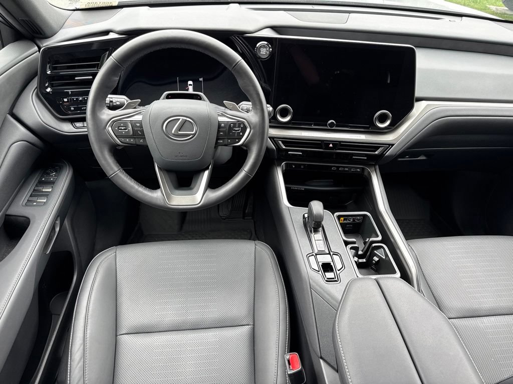 Certified 2025 Lexus TX 350 FWD w/ Technology Package image 21