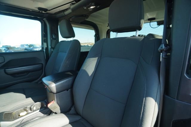 Used 2018 Jeep Wrangler Sport S image 27