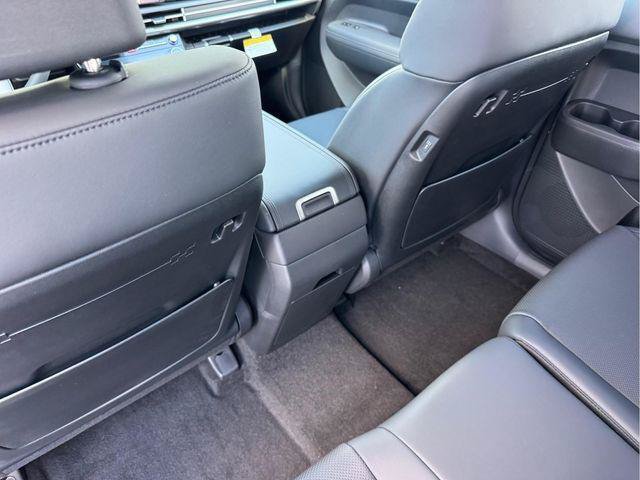 New 2027 Hyundai Santa Fe SEL AWD/4WD image 16