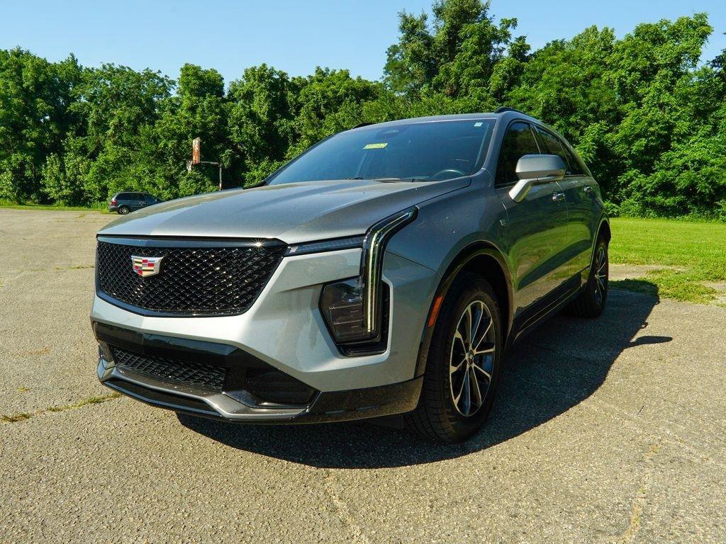 Used 2024 Cadillac XT4 Sport FWD image 6