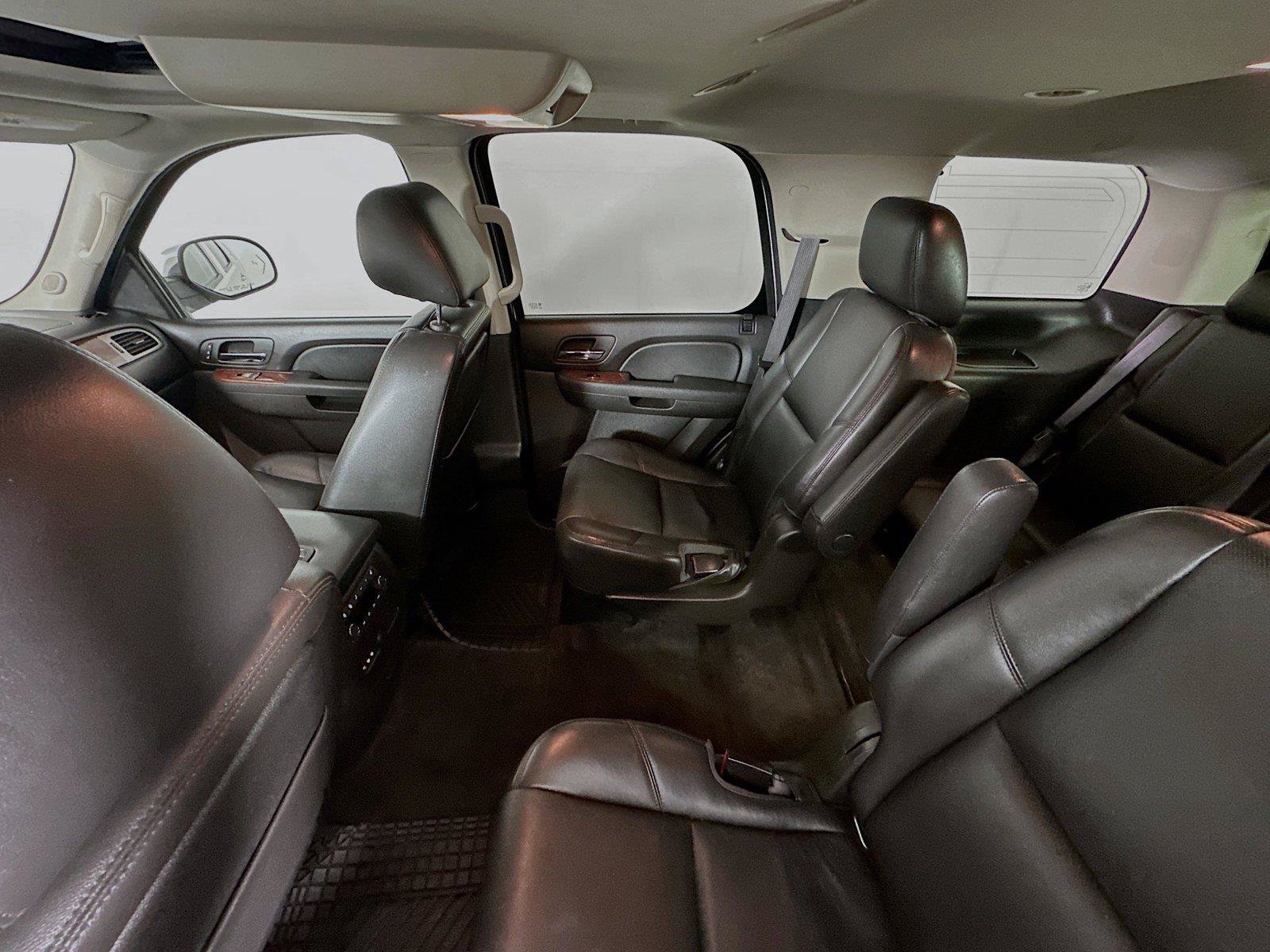 Used 2013 Chevrolet Tahoe LTZ AWD/4WD image 11
