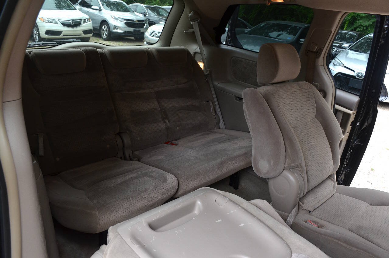 Used 2008 Toyota Sienna LE FWD image 11