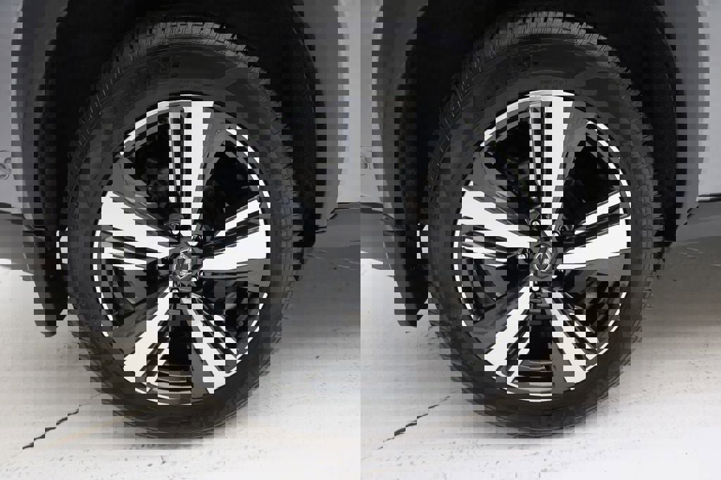 Used 2023 Nissan Rogue Platinum w/ Platinum Premium Package image 10